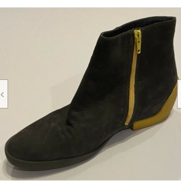 Camper Together Romain Kremer Suede Zip Up Booties - Picture 10 of 11